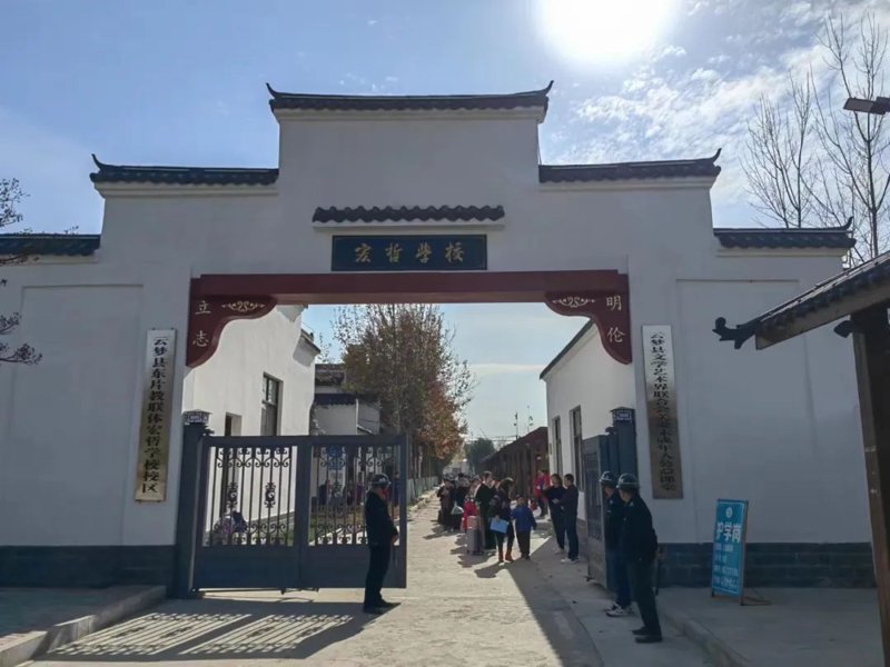 如何挑选挖掘机?一份详细的选购指南