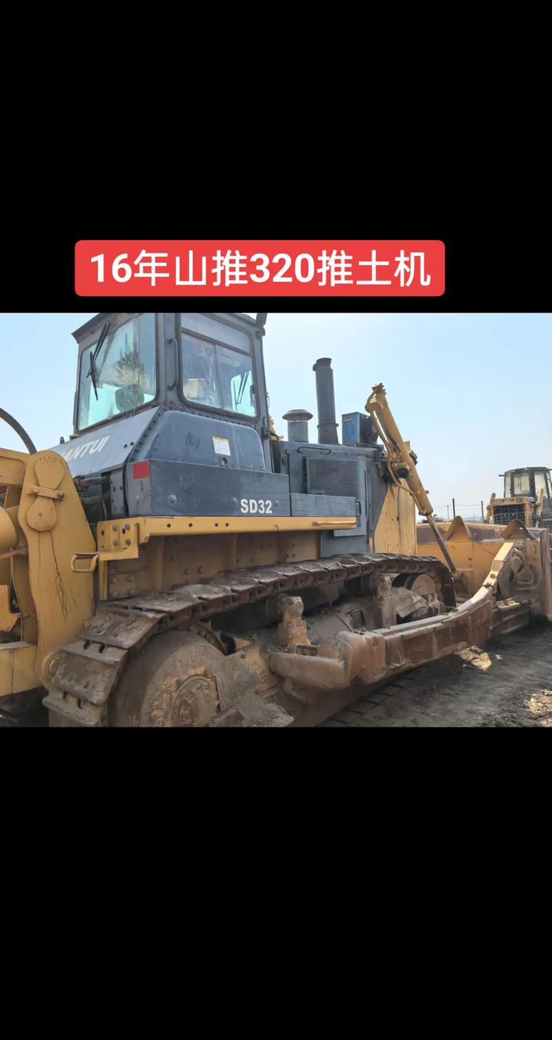 二手工程机械行业动态:市场趋势与回收价值探索